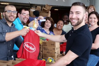 Henkel employees support Arizona Helping Hands